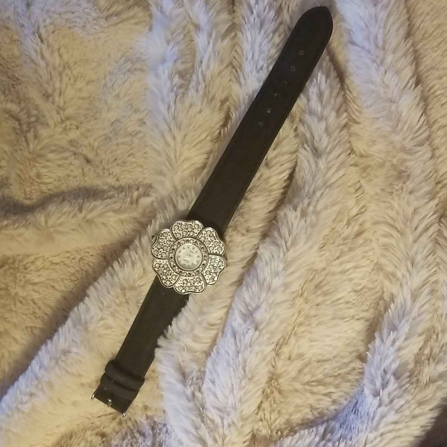 Ladies Watch 6$